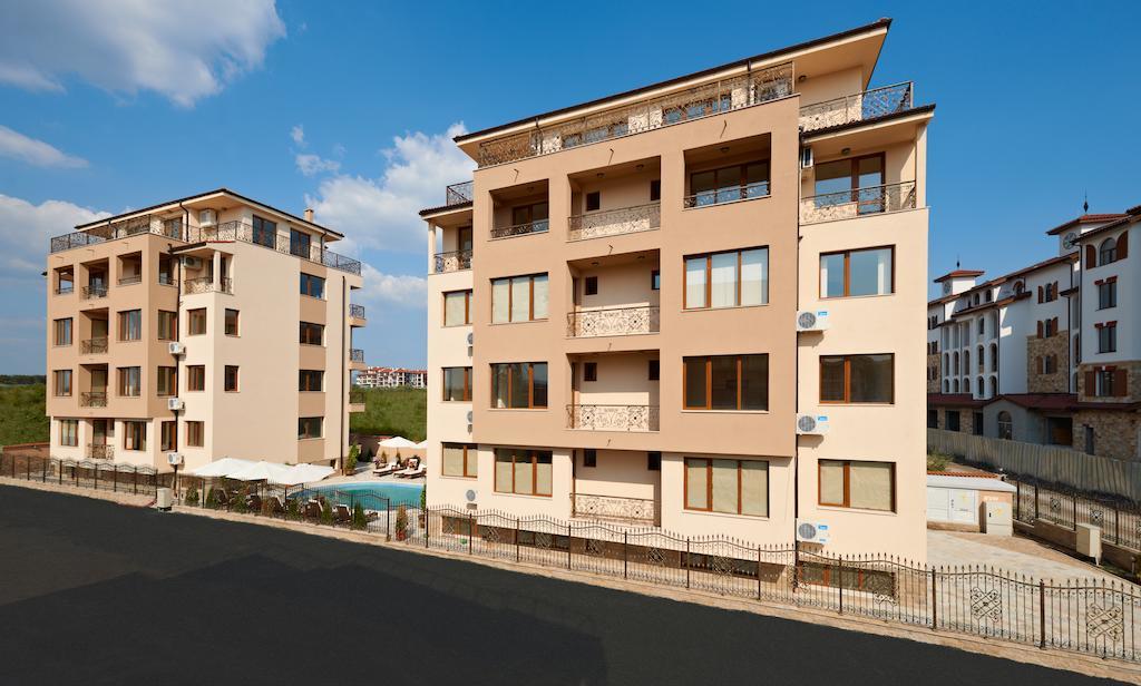 Stanny Court Aparthotel Несебир Екстер'єр фото